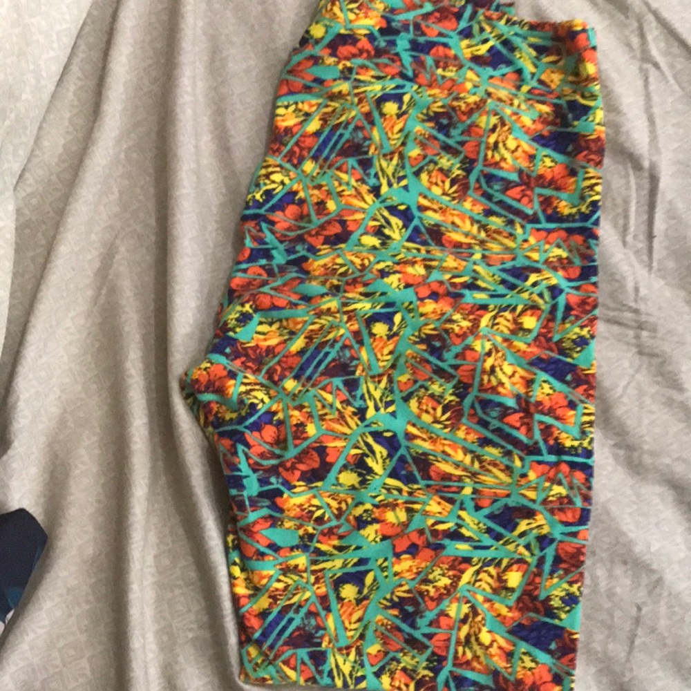 TC LuLaRoe leggings!!